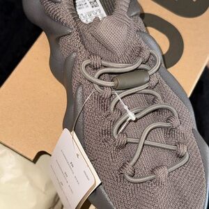 Yeezy Kids Sneakers in Gray